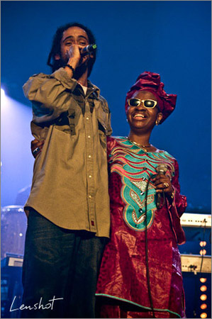 01. Damian Marley & Mariam (Zenith de Paris / Juin 2010)