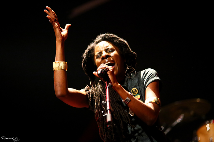 Jah9